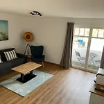 Meerblau 4*